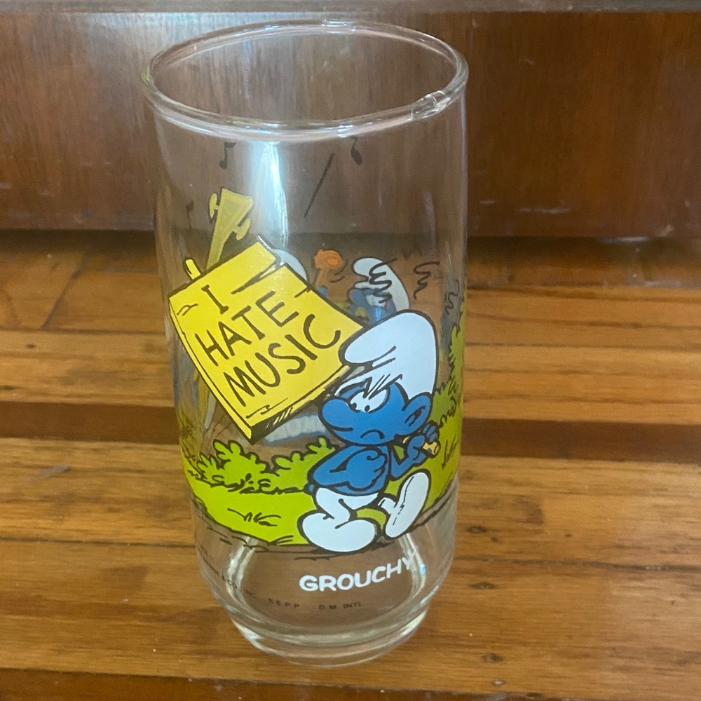 Vintage Smurf Grouchy Character  Glass